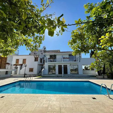 Templos Homes Holiday home *