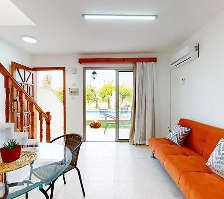 Templos Homes Girne